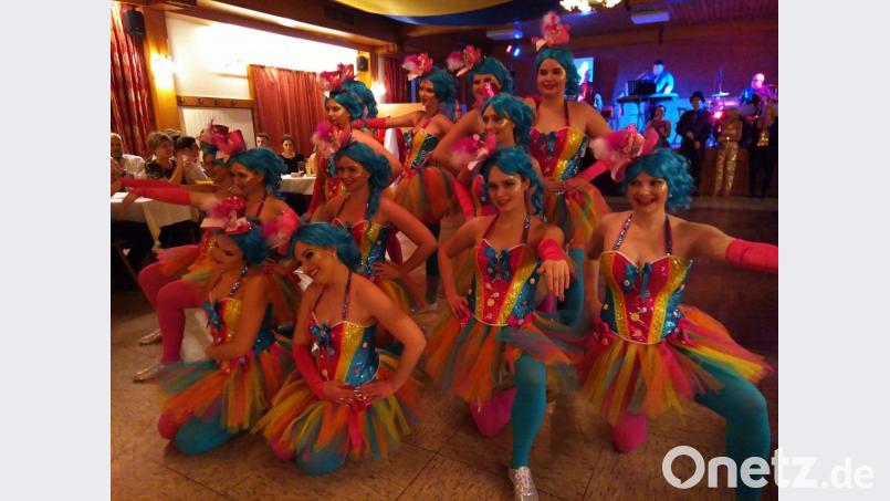 Nicht nur das Auge der Bürgermeister erfreuten diese Candygirls. Bild: mma