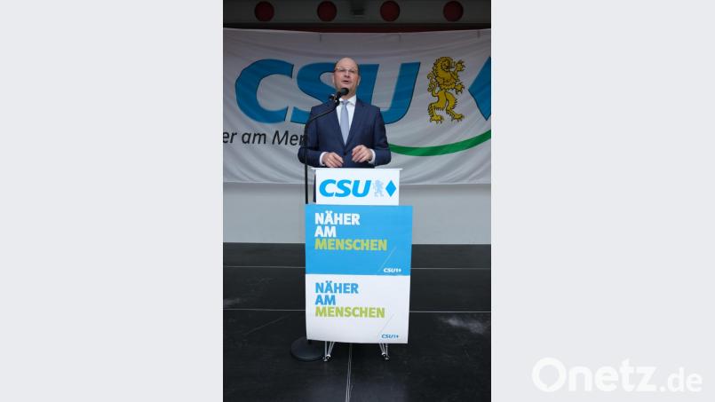 Minister Albert Füracker sprach bei der CSU Ursensollen. Bild: usc