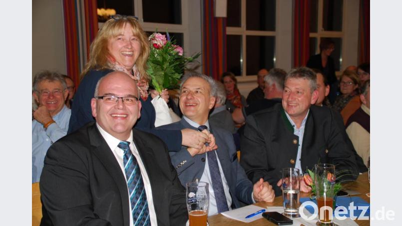 Bürgermeister Klaus Meyer, seine Frau Brigitte, Landratskandidat Roland Grillmeier und der Vorsitzende der CSU Waldsassen, Markus Scharnagl (von links). Bild: enz
