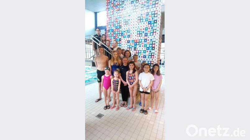 Der jüngste Schwimmnachwuchs des Tirschenreuther Schwimm-Club gastierte beim Neujahrsschwimmfest in Selb Bild: rbg