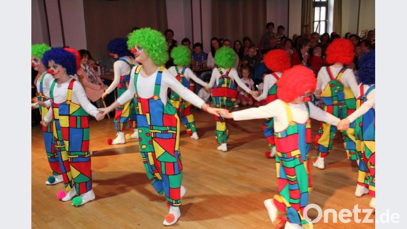 Toll anzuschauen: Die Nachwuchsgarde als Clowns verkleidet. Bild: kro