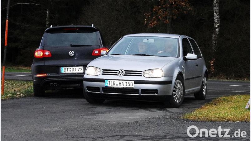 Nicht immer ist es einfach, die Fahrtaufgaben richtig zu lösen, so dass es unterwegs immer wieder zu &quot;Begegnungen&quot; kommt. Bild: exb/gerdplietschpresse.de