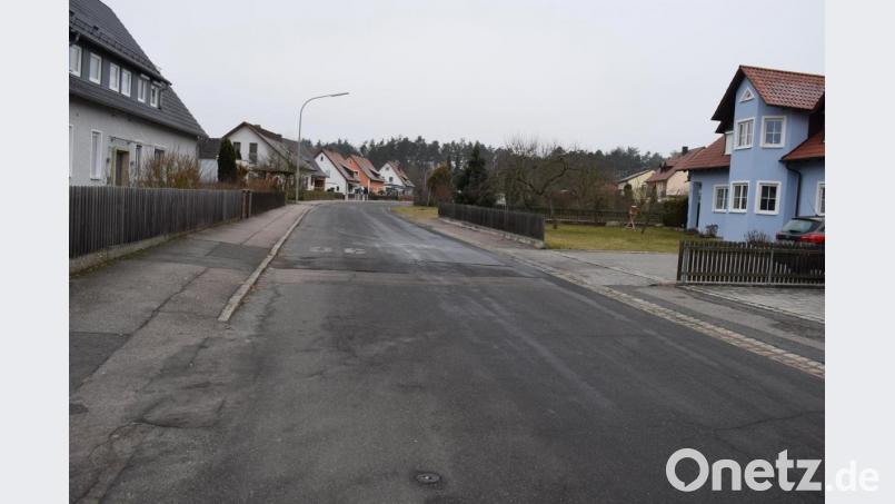 In einigen Monaten wird mit der Erneuerung der Paul-Schiedt-Straße begonnen. Die Anwohner müssen sich auf eine längere Beeinträchtigung durch Lärm und Straßensperren einstellen. Bild: bnr