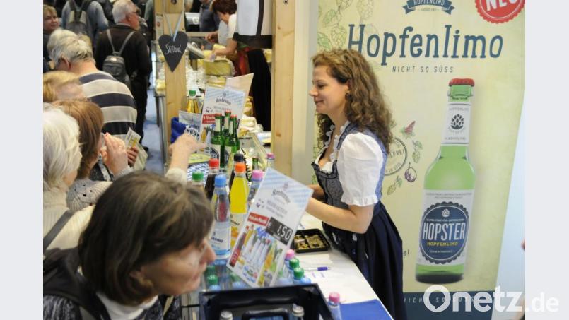 Kondrauer Mineralwasser sorgt auf der Berliner Verbrauchermesse mit einer Hopster-Limonade für Aufsehen. Bild: Ingmar Höfgen