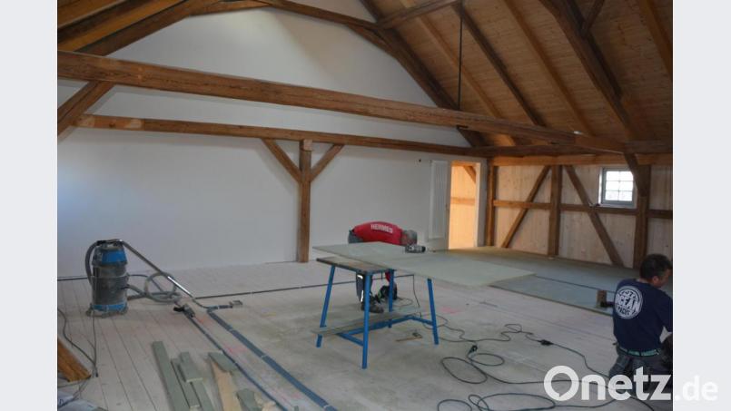 Hier wird bald der neue Sitzungssaal für die Konnersreuther Markträte eröffnet werden. Sie tagen künftig in einem repräsentativen Saal. Bild: jr