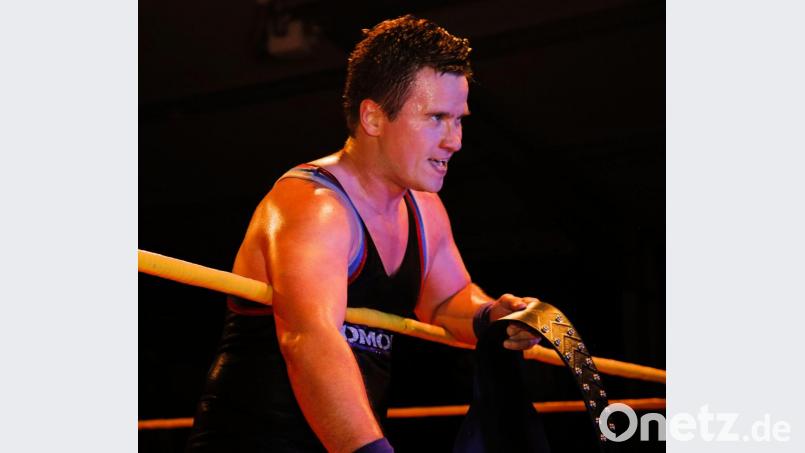 Yuri Gromow alias Christian Adamczyk im Ring. Bild: Danny Jakesch