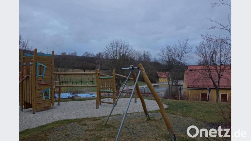 Die Attraktivität der Freizeitanlage &quot;Bäckeröd&quot; will der Marktrat mit weiteren Investitionen, wie Schlaffässern und einem Beach-Volleyballfeld steigern. Bild: fjo