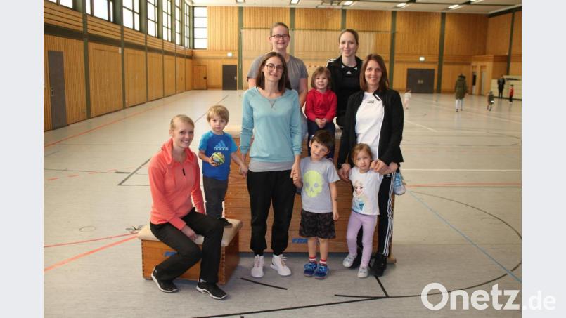Die Betreuerinnen Julia Brunner, Madline Schwaiger, Viktoria Brown, Andrea Suttner und Stefanie Händel (von links) freuen sich auf Neuzugänge beim Zwergerlturnen. Bild: sne