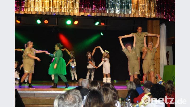 Das Damenballett. Bild: Hans Kormann