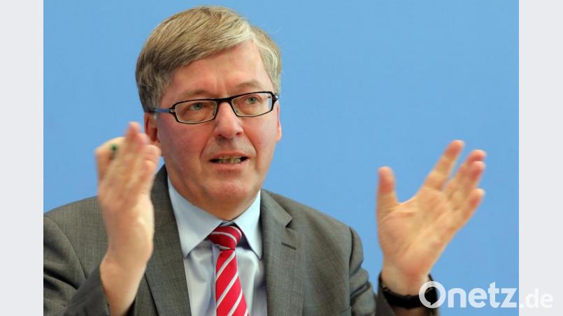 Der Wehrbeauftragte des Bundestages, Hans-Peter Bartels, deckt die Mängel der Bundeswehr schonungslos auf. Er sieht aber auch Grund für Hoffnung. Bild: Wolfgang Kumm