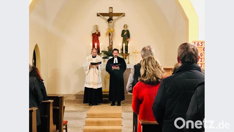 Der Gottesdienst zur Gebetswoche für die Einheit der Christen in Hirschau gestalteten die Pfarrer Hofmann und Pfarrer Fischer. Bild: wku