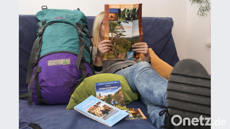 Viele Touristen setzen beim Reisen auf Couchsurfing: Einheimische stellen ihr Sofa zur Verfügung und zeigen häufig ihre Heimat. Bild: Petra Hartl