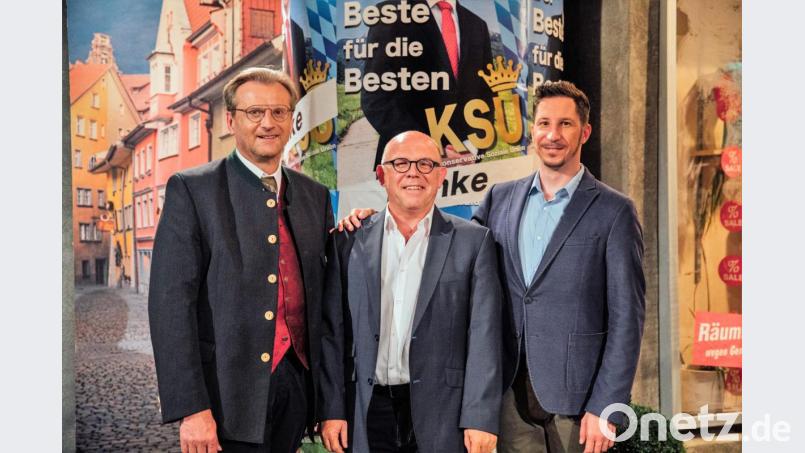 Berthold Kellner (l.), der Autor des Stücks Jürgen Kirner und Schauspieler Philipp W. Wilhelm . Bild: BR/Max Hofstetter