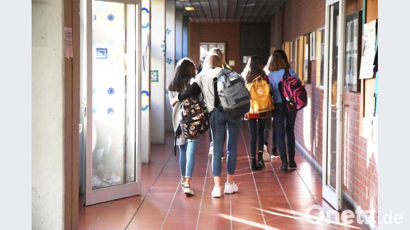 Auf dem Weg zum Schulübertritt gibt es viele Fragen zu klären. Bild: Gabi Schönberger