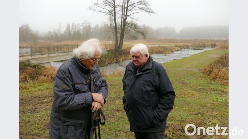 Gumpenspeicher: Dr. Klaus Arbter (links) Manfred Riebl (rechts) Bild: tr