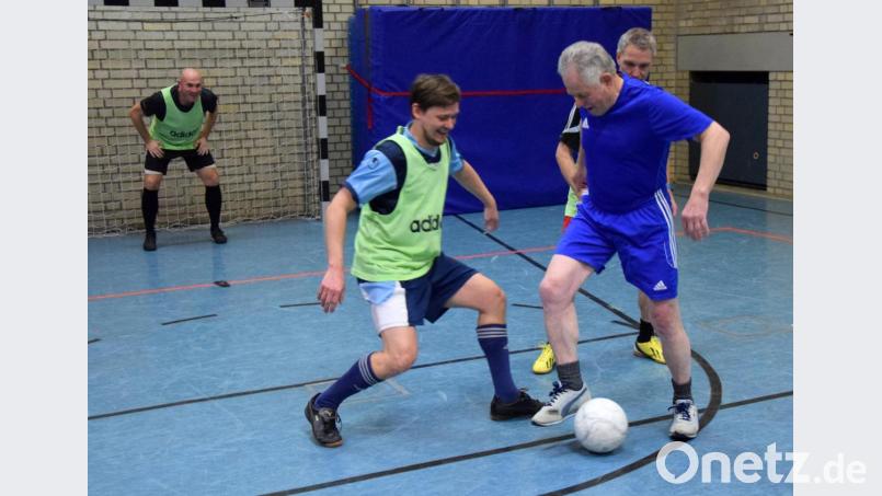 Gleich wird der Rudi den 50 Jahre jüngeren Matthias stehen lassen und abziehen. Bild: Picasa