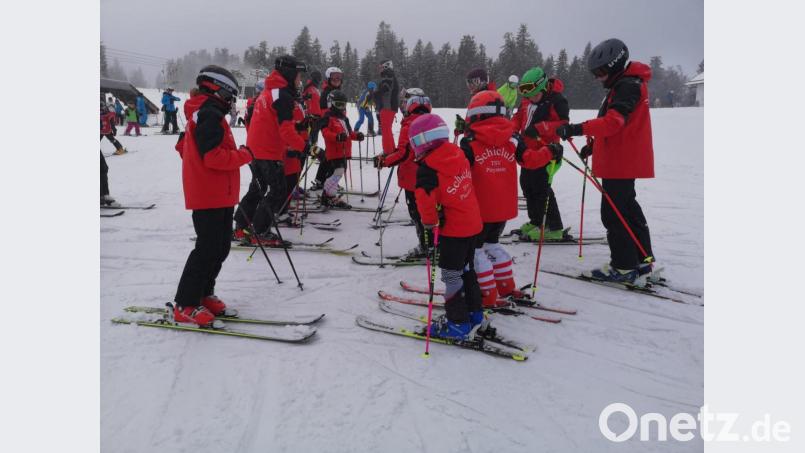 Die Skiläufer des TSV Pleystein trainierten auf dem Arber. Bild: tu