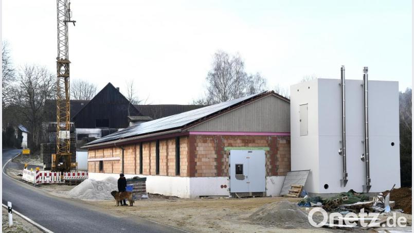 Am östlichen Ortseingang von Weißenberg präsentiert sich die neue Käserei, die erste Großinvestition der Firma seit 30 Jahren. Bild: Petra Hartl