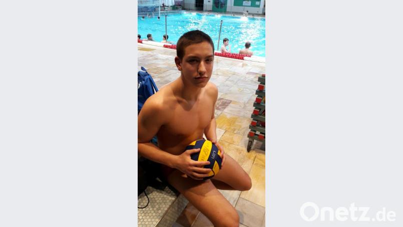 Andreas Widiker, genannt "Giovanni", ist eines der großen Talente bei den Weidener Wasserballern. Bild: mr