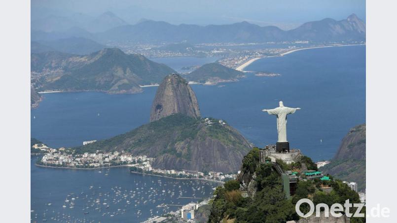 Einmal am Zuckerhut und der Christusstatue in Rio sein? Oberpfalz-Medien und das City-Reisebüro Weiden machen es möglich. Bild: Marcelo Sayao/dpa