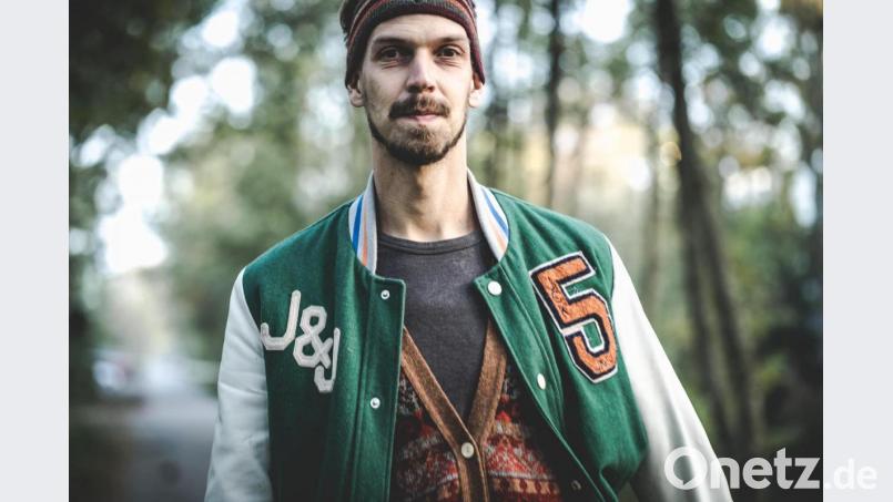 Akkordeonist Maxi Pongratz kommt diesmal ohne die Kollegen von &quot;Kofelgschroa&quot;. Bild: Maxi Pongratz