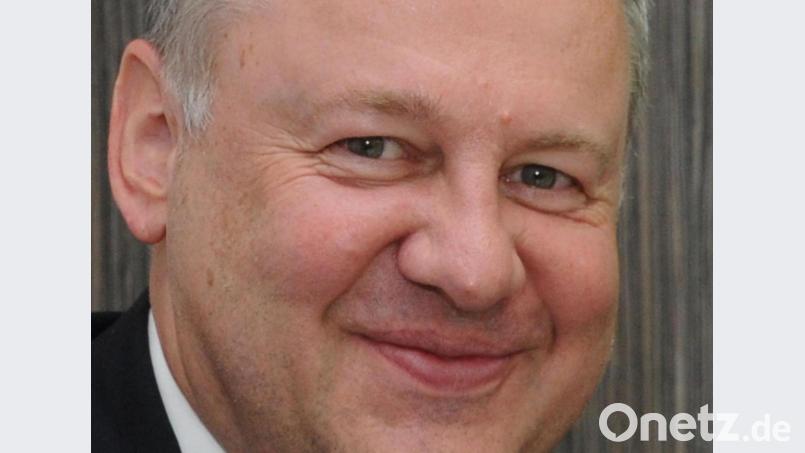 Zusammen 25 680 Patienten in St. Anna, das hat es noch nie gegeben. Darüber freut sich Landrat Richard Reisinger. Bild: Joachim Gebhardt