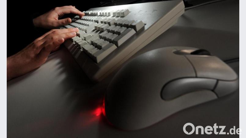 Bezahlt, aber nichts fürs Geld bekommen (Symbolbild): Ein Amberger ist bei einem Internet-Einkauf geprellt worden. Symbolbild: Jochen Lübke dpa