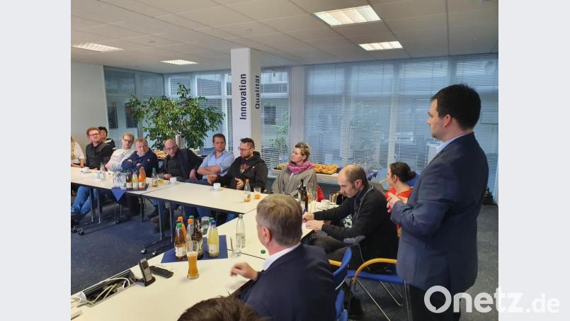 28 Unternehmer haben sich beim Unternehmer-Dialog eingefunden. Bild: exb