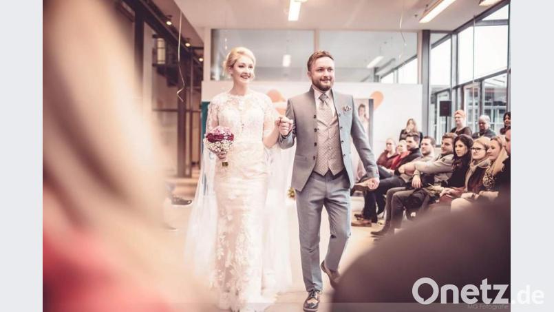 So sehen aktuelle Trends für Braut und Bräutigam aus. Bild: Michael Golinski