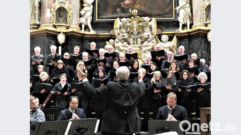 Auch der Basilikachor Waldsassen wird wieder auftreten, gemeinsam mit Kollegen aus Tschechien. Bild: ubb