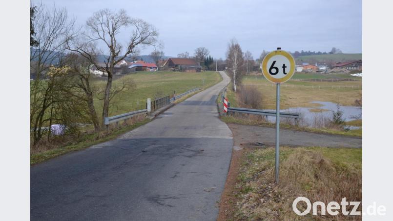 Bei den Haushaltsberatungen der SPD-Moosbach wurde das Fehlen einer Straßenbau-Prioritätenliste für die Jahre 2021 bis 2023 bemängelt. Auch die Verbesserung der Straßen im Raum Isgier, vor allem an der Pfreimdbrücke gehöre dahin, meinte Gemeinderat Hans Maier. Bild: gi