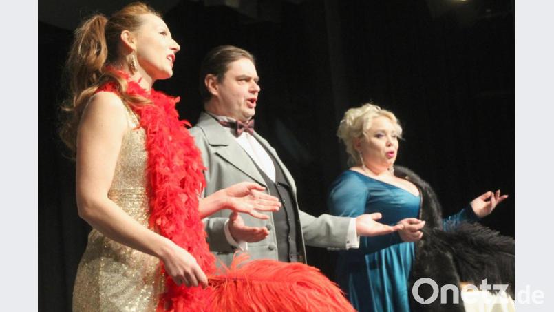 Ein Terzett mit Ginger McFerrin, Mila Wilden und Leanan de Montiel (von links). Bild: Schönberger, Ferdinand [fsb]