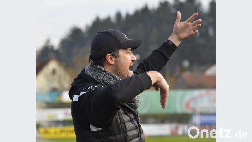 Dominik Haußner, Trainer der DJK Ammerthal, war trotz der Niederlage bei den A-Junioren des 1. FC Nürnberg zufrieden. Bild: zg
