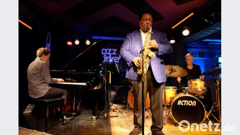 Musik, die aus dem Herzen kommt trifft beim Jazz-Zirkel auf offene Ohren: „Soul Chemistry“ - das sind Vincent Herring (Altsaxofon), Urs Hager (Klavier), Essiet Essiet (Kontrabass) und Joris Dudli (Schlagzeug). Bild: lr