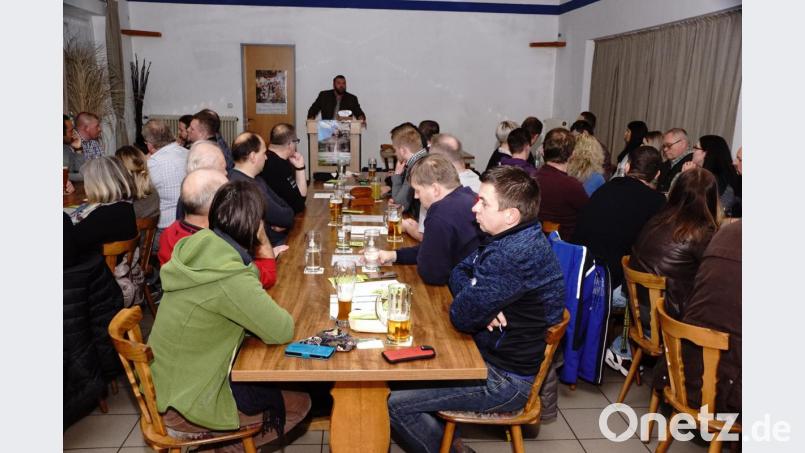 Ein volles Haus zum Wahlkampfauftakt. Bild: bkr