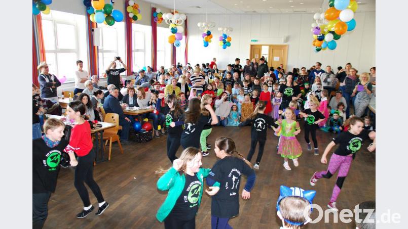 Der Kinderfasching im Tillensaal erwies sich wieder als Besuchermagnet. Bild: enz