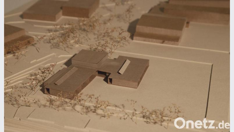 Das Modell der neuen Kindertagesstätte in Ursensollen aus der Süd-West Perspektive. Bild: architekten Amberg