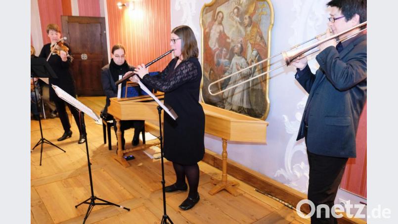 La Serenissima (Die Erhabene) war einst der Name für Venedig, das musikalische Zentrum der Zeit um 1600. Auch der Habsburger Hof schätzt die Musik aus der reichen Lagunenstadt. Venedig in Wien heißt deshalb auch das Konzert in der kammermusikalischen Traumbesetzung von &quot;Capella Serenissima&quot; im Musiksaal des Klosters Speinshart . Bild: do