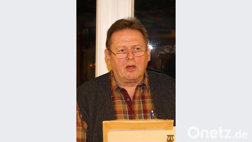Der Vorsitzende des Imkervereins Erbendorf, Klaus Schmidt. Bild: njn