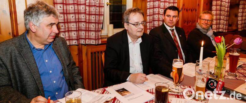 Technischer Leiter Konrad Rieger, Verbandsdirektor Thomas Knoll, ZMS-Verbandsvorsitzender Thomas Ebeling und ZTKS-Verbandsvorsitzender Oberbürgermeister Andreas Feller, erläuterten beim Jahres-Pressegespräch die aktuellen Entwicklungen in Sachen Müll und Klärschlamm. Bild: Hösamer