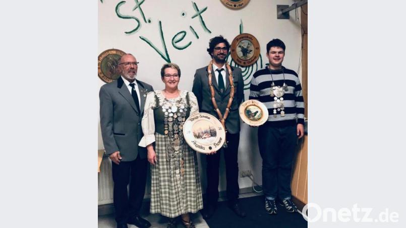 Die Schützenmeister des Schützenvereins Hüttstadl-St.Veit: Holger Hüttner (von links), Angelika Pscherer, Mario Bauer und Florian Völkl. Bild: privat/exb