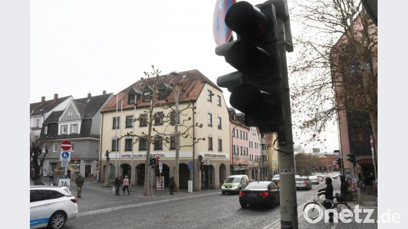 Auch die Dunkelampel sendet Signale. Verkehrsteilnehmer sollen hier ganz besonders rücksichtsvoll sein. Bild: Gabi Schönberger
