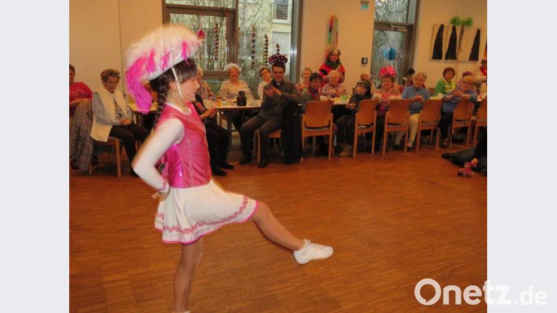 Funkenmariechen Klara Vollath zeigte ihr Können Bild: adj