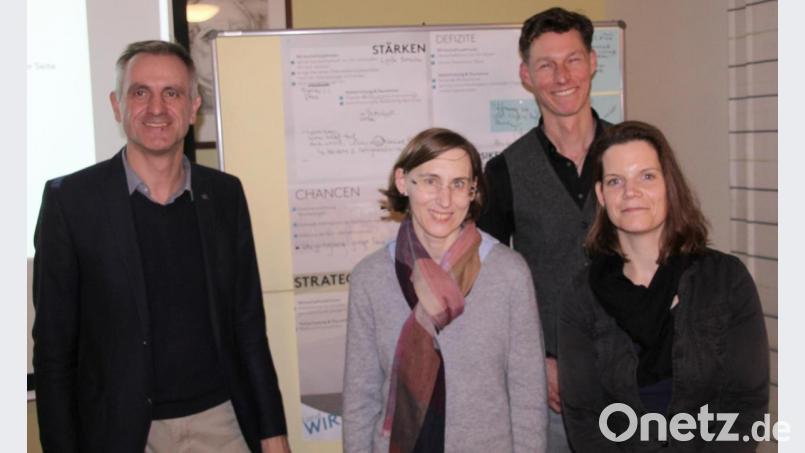 Als Planer leiten die Auftaktveranstaltung (von links) Markus Rösch, Barbara Lauerer, Jens Gerhardt und Sabrina Zombek. Bild: fsb