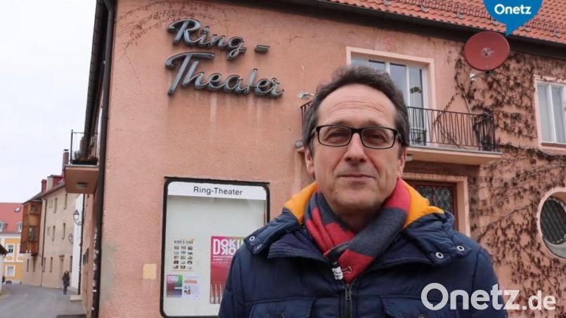 Im Ring-Theater diskutieren vier der fünf OB-Kandidaten am Dienstag, 18. Februar. Screenshot: blf