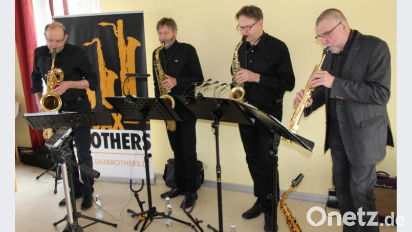 Jazz-Frühstück mit den &quot;Sax Brothers&quot; Alois Träger, Reinhard Roth, Thomas Kurzka und Günter Geiß (von links). Bild: fsb