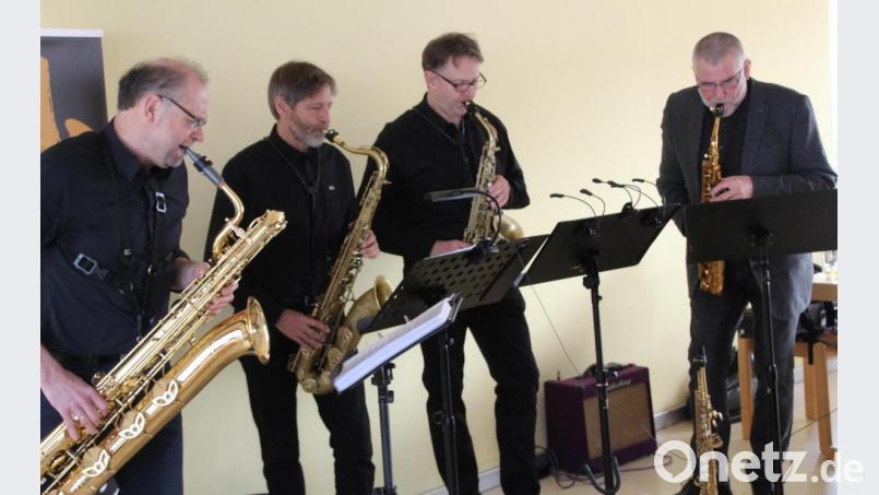 Jazz-Frühstück mit den &quot;Sax Brothers&quot; Alois Träger, Reinhard Roth, Thomas Kurzka und Günter Geiß (von links). Bild: fsb