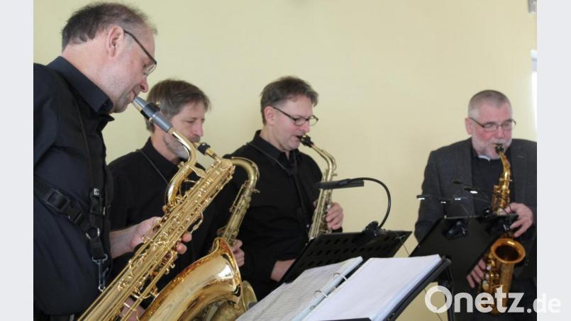 Jazz-Frühstück mit den &quot;Sax Brothers&quot; Alois Träger, Reinhard Roth, Thomas Kurzka und Günter Geiß (von links). Bild: fsb