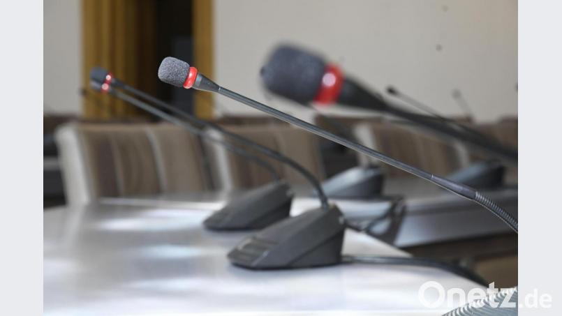 Oberpfalz-Medien laden zur Podiumsdiskussion mit allen Weidener OB-Kandidaten ein. Am Montag, 2. März, um &quot;Fünf vor Sieben&quot; heißt es &quot;Feuer frei&quot;. Bild: Petra Hartl
