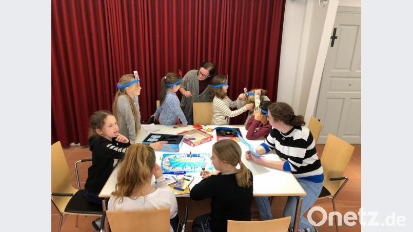 &quot;Spiel mit&quot; an einem Tisch. Bild: exb/Janka Hannemann-Mathes